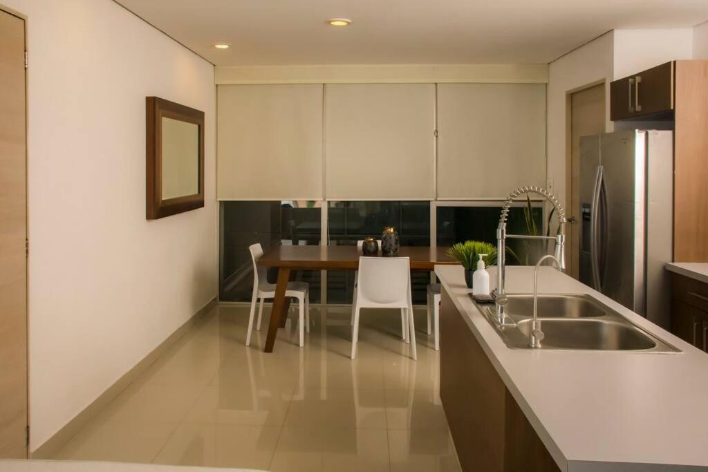 Spacious, Modern Luxury In Roma Norte Appartamento